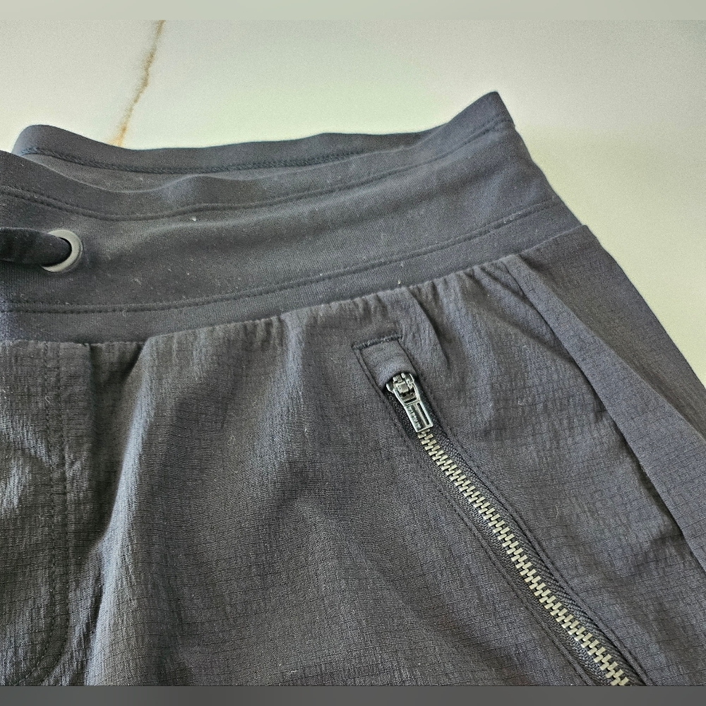 ATHLETA Pants Womens Sz 6 Black Trekkie North Jogger Athleisure - Picture 10 of 16